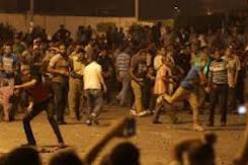 أهالي عابدين يغلقون ديوان محافظة القاهرة ويعلنون العصيان المدني