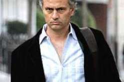 مورينيو يجري محادثات أزمة مع  لاعبي تشيلسى بعد بدايتهم الكارثية للموسم الجديد