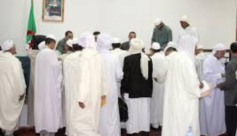 تخرج 40 إماما مدرسا من المعهد الوطني للقراءات سنة 2013