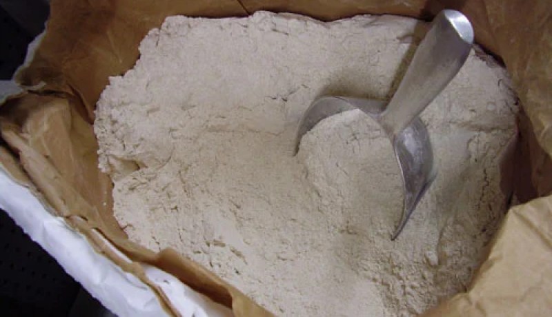 إحباط محاولة تهريب 54 طنا من الفرينة بتمنراست
