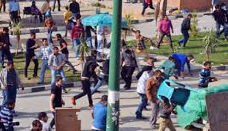 أنصار الإخوان يحاولون اقتحام وزارة الكهرباء والأمن يتصدى لهم