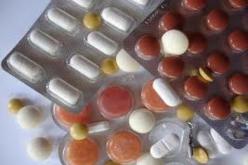 توقيف 3 اشخاص مشتبه بهم في التهريب وبحوزتهم 88 الف من الحبوب الهلوسة في ادرار