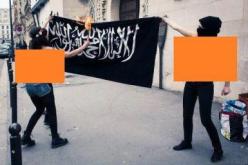 نساء عاريات يحرقن العلم السلفى أمام مسجد في باريس