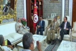 الائتلاف الحاكم والمعارضة في تونس يوقعان على خارطة طريق لتشكيل حكومة مستقلين