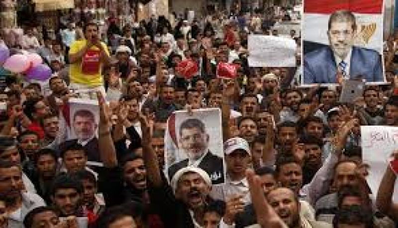 الاسلاميون في مصر يدعون الى تظاهرة مليونية غدا الثلاثاء