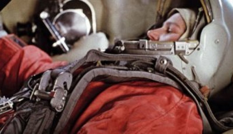 أول رائدة فضاء في العالم تكشف تفاصيل رحلتها الأولى خارج الأرض قبل خمسين عاما