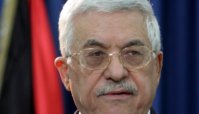 عاجل : الرئيس الفلسطيني يقبل استقالة رئيس وزرائه
