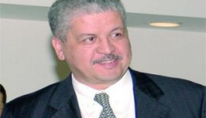 الوزير الأول يستقبل الرئيس المدير العام لمجمع ارسيلور ميتال