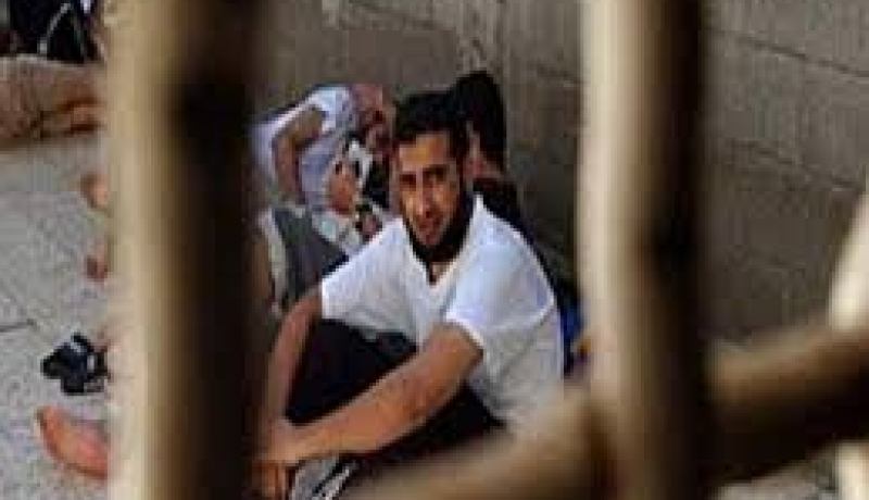 استمرار إضراب 3 أسرى عن الطعام بسجون الاحتلال احتجاجا على اعتقالهم