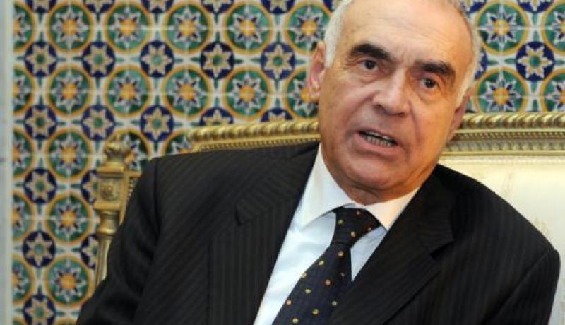 وزير الخارجية المصرية : مرسي ليس حرًا في حركته ويعامل بطريقة جيدة