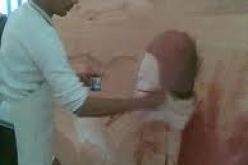 تسويق الأعمال الفنية عبر الأنترنت.. الضالة المنشودة للرسامين بوهران