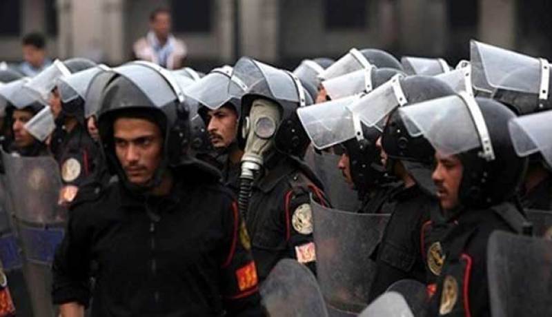 قوات الامن تعزز تواجدها بالميادين الكبرى في مصر قبيل مظاهرات انصار الاخوان المسلمين