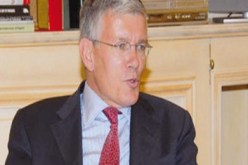 سفير فرنسا بالجزائر يصرح أن مناخ العلاقات الفرنسية-الجزائرية ممتاز