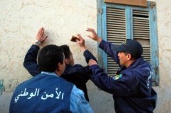 مصالح الأمن في وهران تلقي القبض على مروج مخذرات