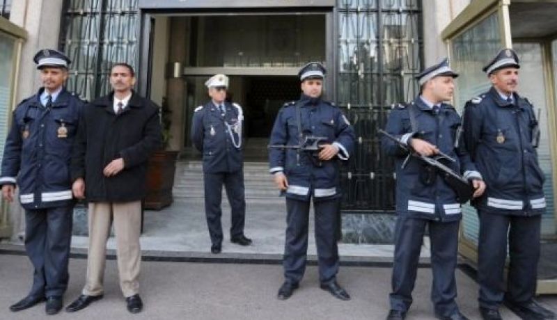الداخلية التونسية تؤكد استهداف دورية أمنية بعبوة ناسفة تقليدية الصنع و لم تسجل دون خسائر بشرية