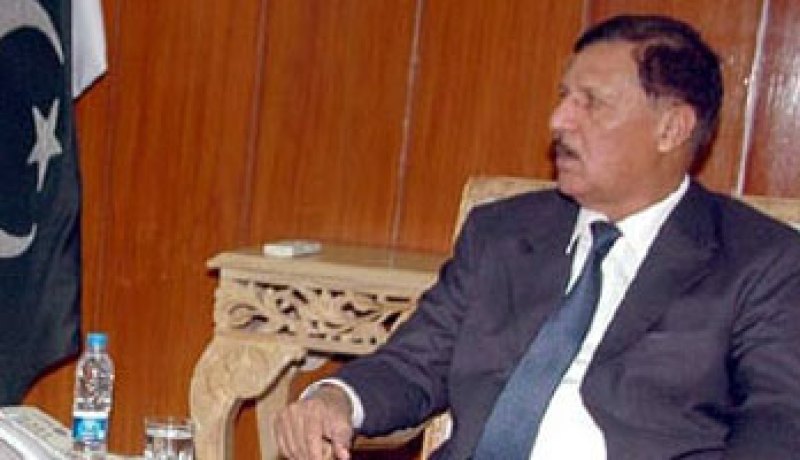 أحزاب سياسية بباكستان تطالب باستقالة وزير الداخلية بتهمة التحيز