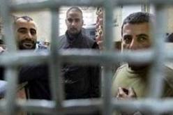 إسرائيل تفرج عن أسيرين فلسطينيين بعد إضرابهما عن الطعام لأكثر من 90 يوما