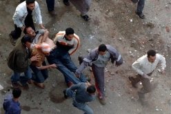 عناصر الإخوان تشتبك مع الأمن أمام الدستورية و تهتف ضد شيخ الأزهر