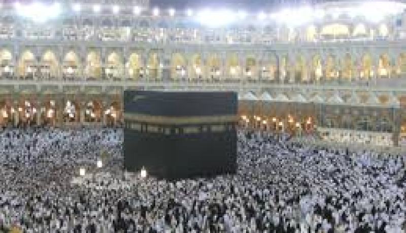 خادم الحرمين يأمر بافتتاح توسعة بالحرم المكي لاستيعاب الأعداد المتزايدة برمضان