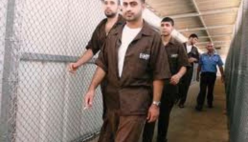اسرائيل تنفي مسؤوليتها عن وفاة أبو حمدية وتقمع احتجاجات الأسرى الفلسطينيين