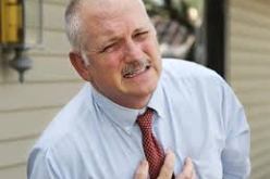 بورزاق يندد بتحويل مرضى القلب من القطاع العمومي الى الخاص