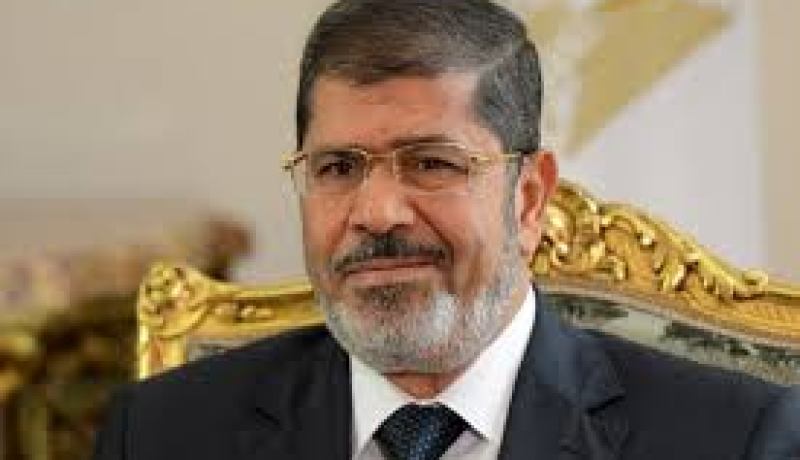 مرسي يدعو لتعديل الدستور وتشكيل لجنة مصالحة وطنية