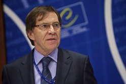 رئيس الجمعية البرلمانية لمجلس أوروبا يشرع في زيارة الى الجزائر