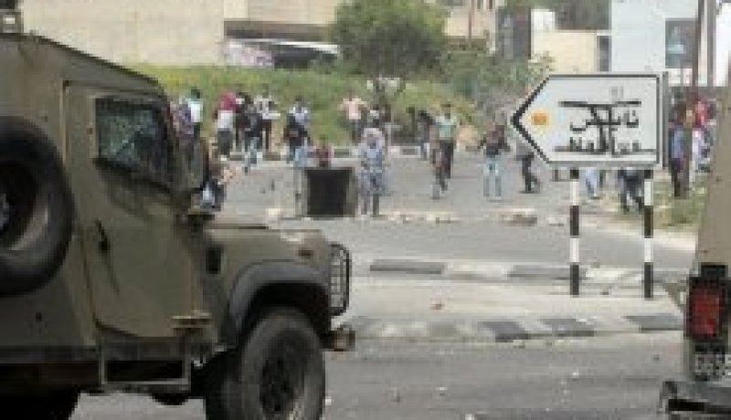 اسرائيل تمنع عشرات الصحافيين الفلسطينيين من عبور حاجز في اطار تحرك حول حرية التنقل