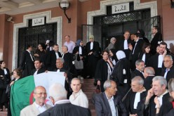 إتحاد منظمات المحامين الجزائريين يدعو للاسراع في إصدار النصوص التنظيمية لقانون مهنة المحاماة