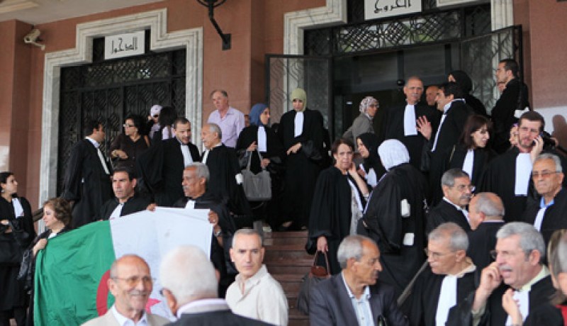 إتحاد منظمات المحامين الجزائريين يدعو للاسراع في إصدار النصوص التنظيمية لقانون مهنة المحاماة