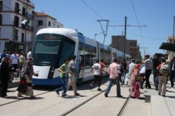 ترامواي يحصد سيدة في السوريكال