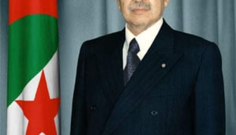 الرئيس بوتفليقة يهنئ رئيس جمهورية مقدونيا بمناسبة العيد الوطني لبلاده