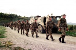 وزارة الدفاع ترد على مشاطي: الجيش الوطني الشعبي مؤسسة وطنية جمهورية حدد مهامها الدستور