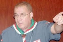 القائد العام للكشافة الإسلامية الجزائرية نور الدين بن براهم يعلن مساندته لبوتفليقة