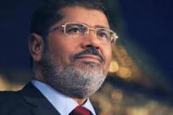 أسرة الرئيس المصري المعزول تتهم الجيش باختطافه وتطالب بإطلاق سراحه