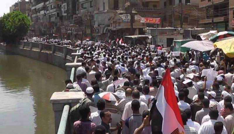 جماعة الإخوان المصرية ترفض التهديد ومستمرة فى التظاهر السلمي حتى عودة الشرعية