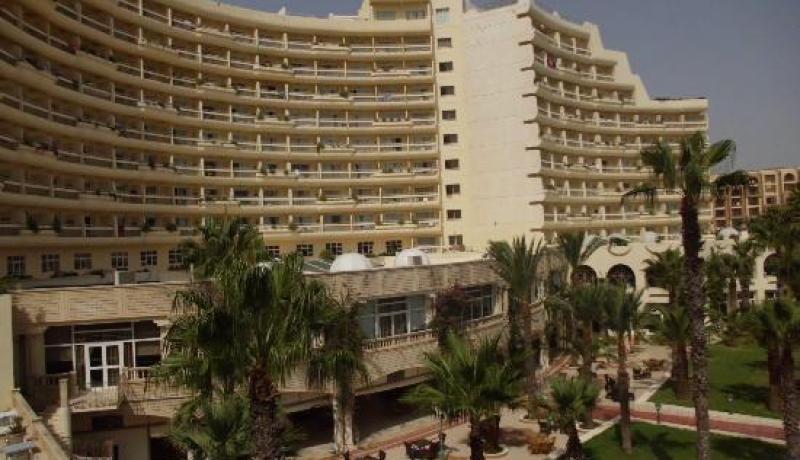 هجوم إنتحاري أمام فندق رياض النّخيل بسوسة التونسية دون تسجيل أية خسائر بشرية
