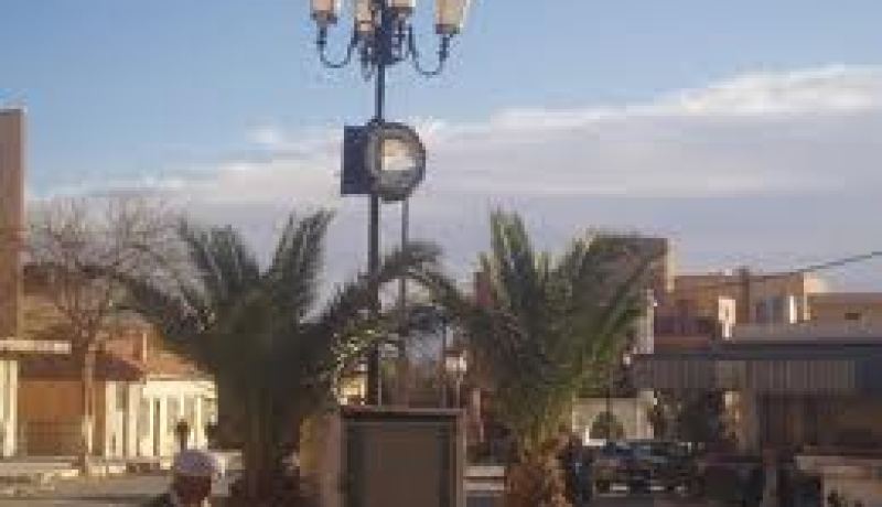 والي النعامة يستجيب لمطالب المحتجين و يلغي قائمة المستفيدين من 2400 إعانة للسكن