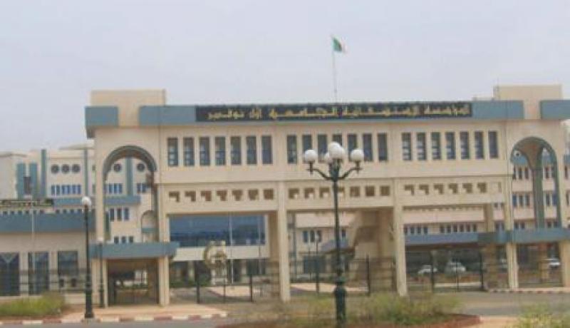 نجاح أول عملية زرع قوقعة أذنية بالمركز الاستشفائي الجامعي لوهران