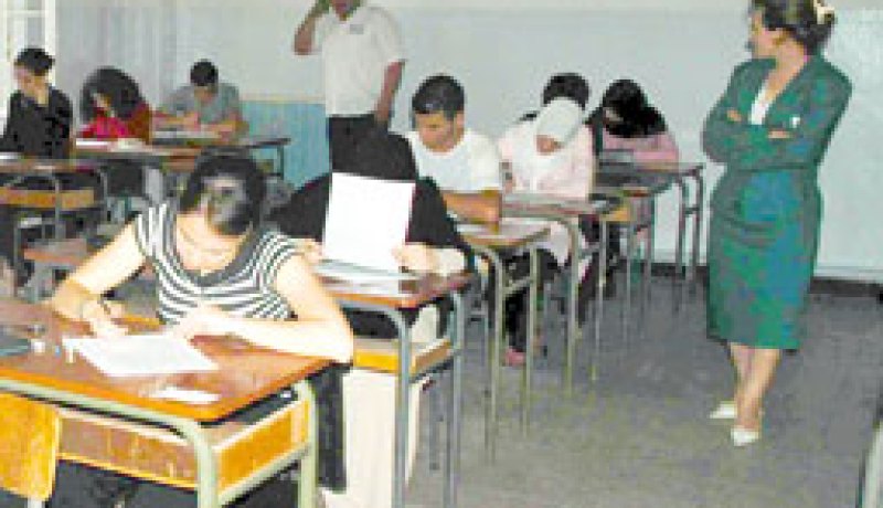 اكثر من000 603 مترشح لشهادة التعليم المتوسط دورة جوان 2013