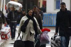 16 عائلة تونسية تقتحم الحدود الجزائرية و تطلب اللجوء