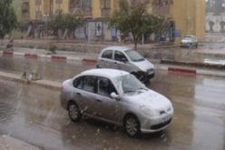 تساقط زخات من الامطار الرعدية خلال الساعات الاخيرة على وسط و غرب البلد