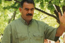 زعيم المتمردين الأكراد يدعو مقاتليه للانسحاب بدون سلاح