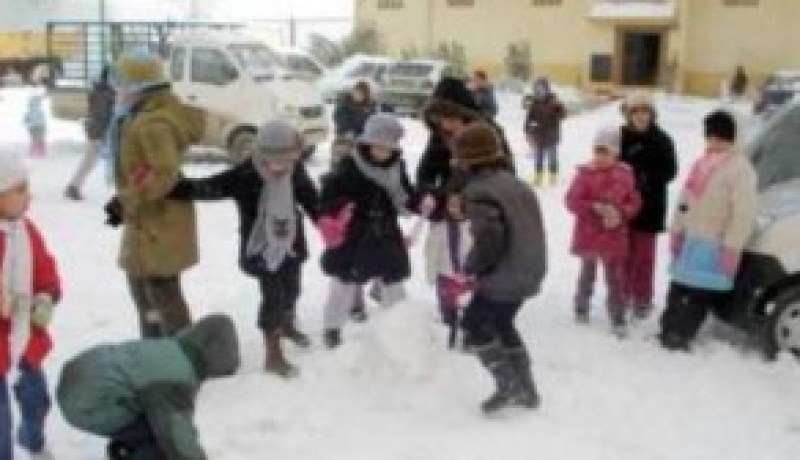تخصيص 240 مليون دج بالمدية لإعادة تأهيل المؤسسات التعليمية المتضررة من التقلبات الجوية
