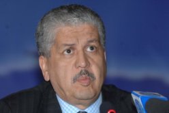 سلال يدعو مسؤولي قطاع السكن إلى احترام الخصوصيات الاجتماعية للجنوب