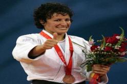 المصارعة الجزائرية صورايا حداد تعلن إعتزالها رسميا عالم الجيدو