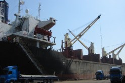 الجزائر تصدر منتجات فلاحية إلى ايطاليا عبر ميناء جن جن