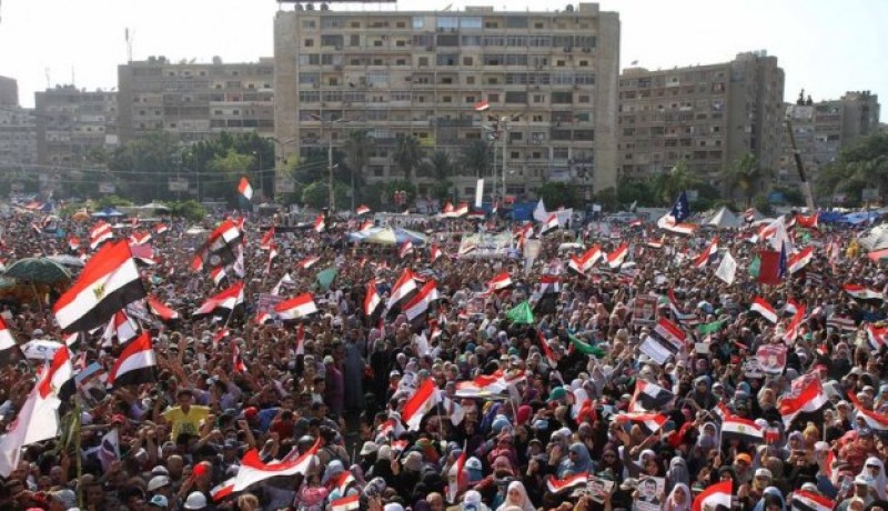 بدء المسيرات المؤيدة للرئيس الاسلامي المعزول في محافظات مصرية مختلفة