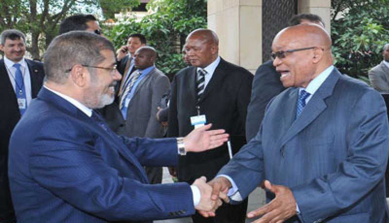 مرسي يبحث مع زوما الإعداد للقمة الاستثنائية للاتحاد الأفريقى