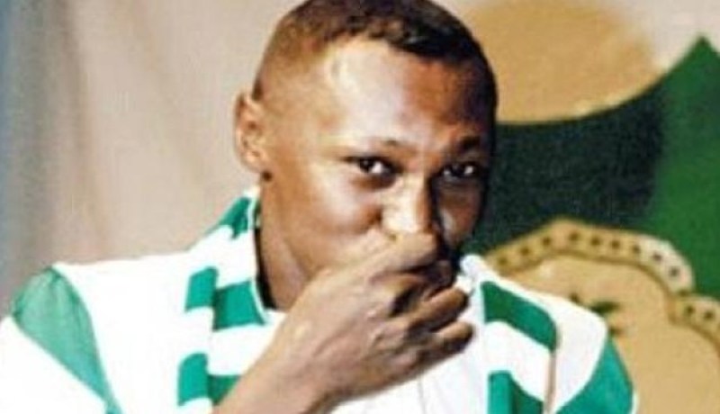 وفاة اللاعب السعودى الدولى السابق محمد الخليوى